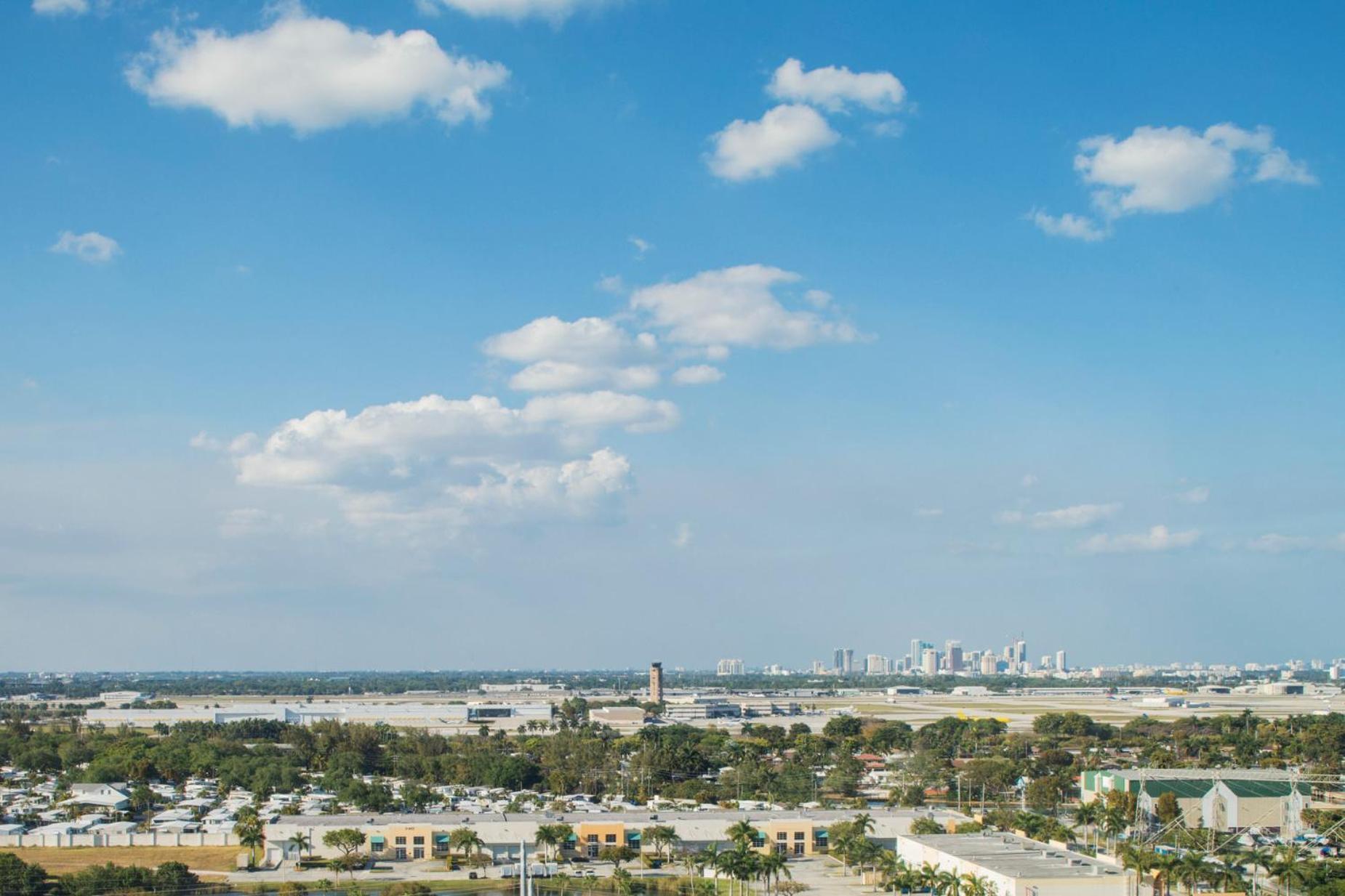 Marriott Fort Lauderdale Airport デイニア・ビーチ エクステリア 写真