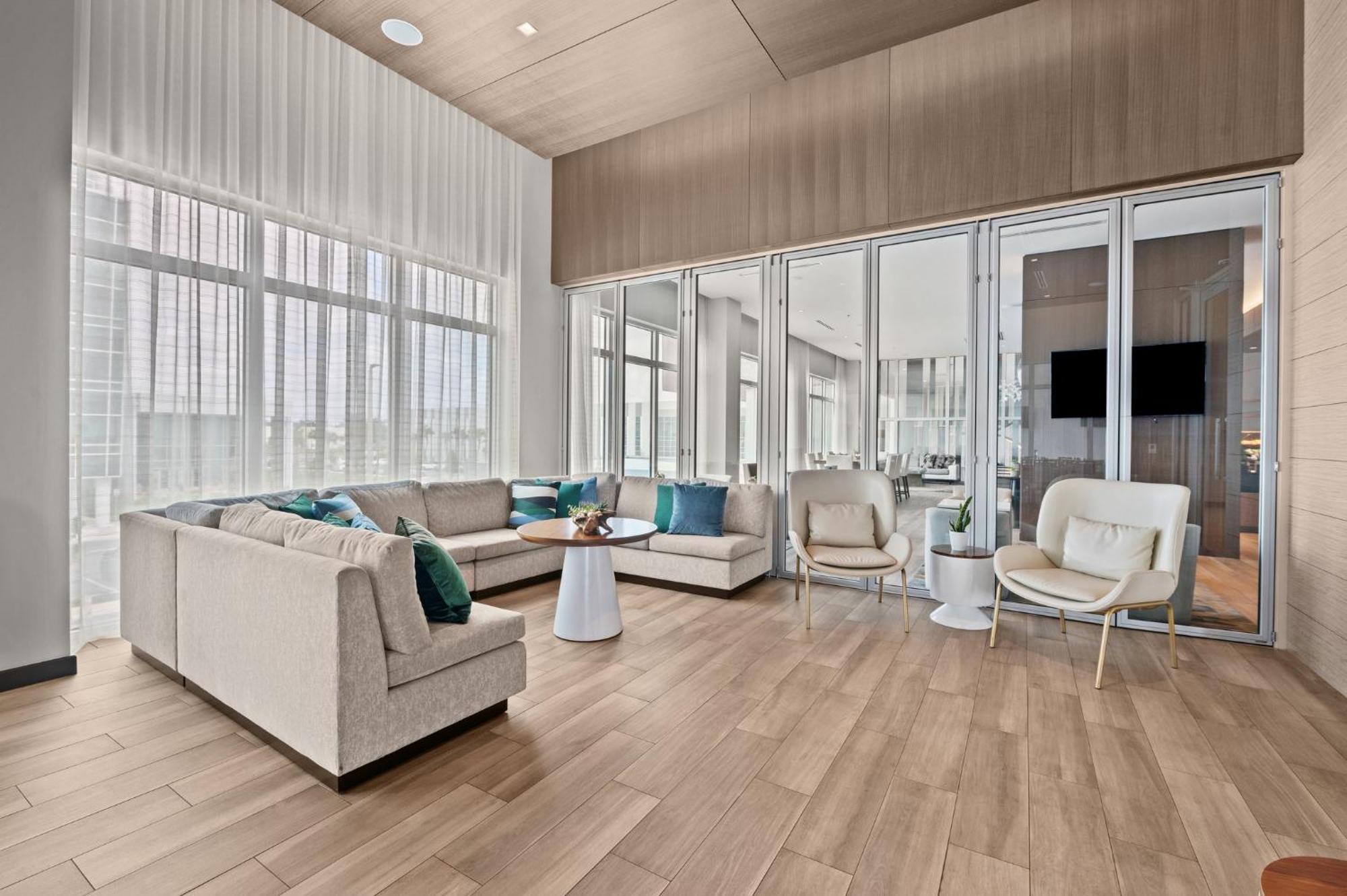 Marriott Fort Lauderdale Airport デイニア・ビーチ エクステリア 写真